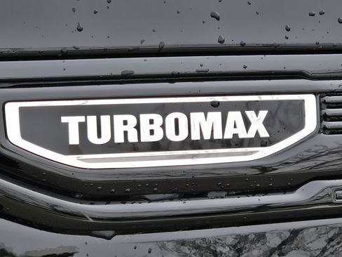 New 2026 GMC Sierra 1500 Elevation image 3