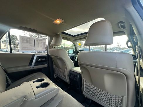 Used 2016 Toyota 4Runner 4WD image 25