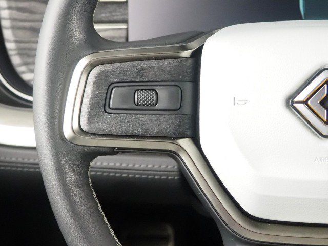 Used 2022 Rivian R1T AWD Adventure Quad image 23