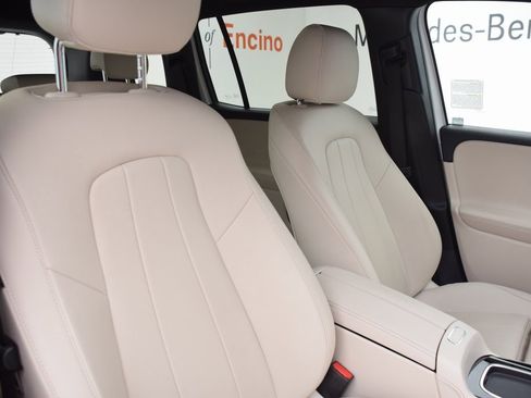 Certified 2025 Mercedes-Benz GLB 250 image 16