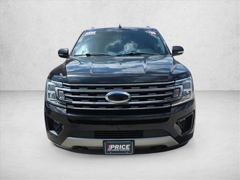 Used 2018 Ford Expedition Max XLT w/ Equipment Group 202A AWD/4WD image 8