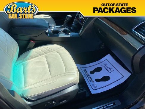 Used 2016 Ford Explorer Platinum AWD/4WD image 18