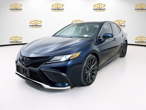 Used 2021 Toyota Camry XSE w/ Carpet Mat Package (TMS) image 3