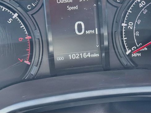Used 2022 Toyota 4Runner SR5 AWD/4WD image 13