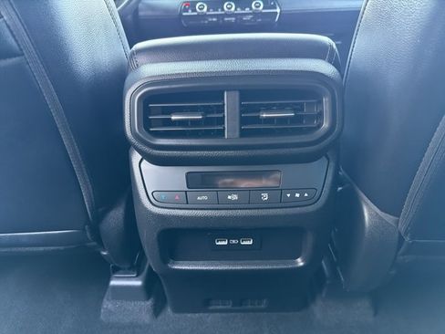 Used 2023 Honda Pilot EX-L image 23