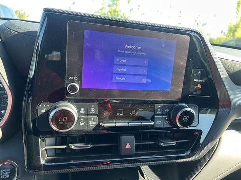 Used 2023 Toyota Highlander XSE AWD/4WD image 27