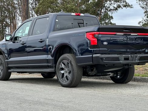 New 2025 Ford F150 Lightning Lariat image 3