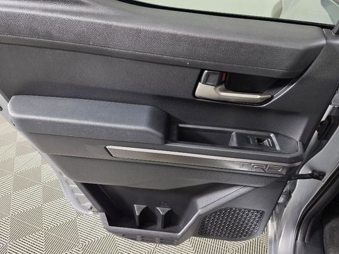 Used 2025 Toyota Tacoma TRD Off-Road image 17