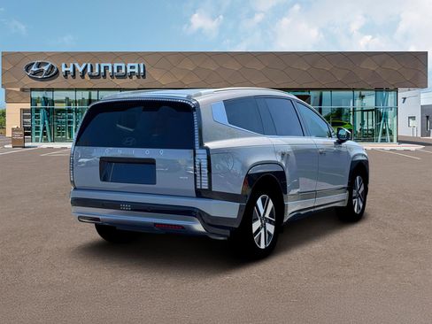 New 2026 Hyundai Ioniq 9 SEL image 7