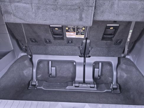 Used 2021 Toyota Sienna AWD image 36