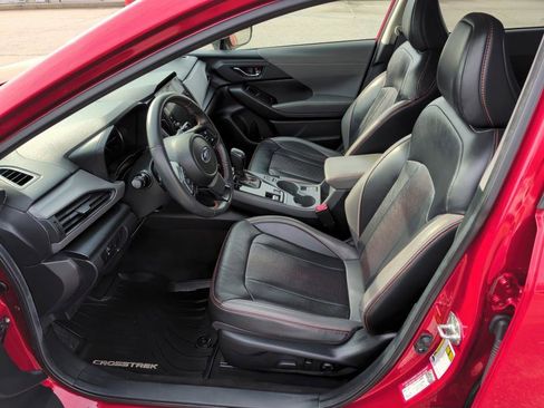 Used 2024 Subaru Crosstrek 2.5i Limited AWD/4WD image 8