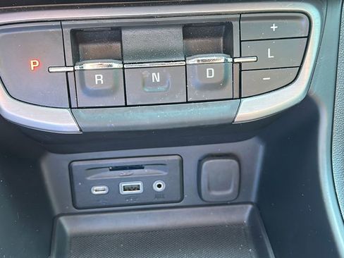 Used 2024 GMC Terrain AT4 image 22