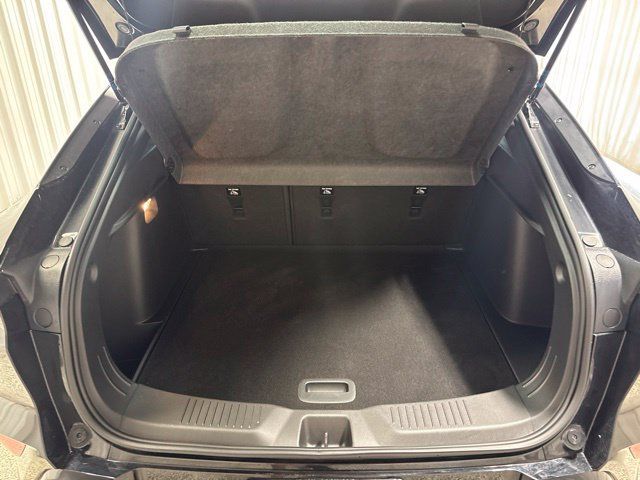 Used 2025 Buick Envista Sport Touring FWD image 27