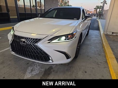 Used 2025 Lexus ES 350 w/ Premium Package FWD image 1
