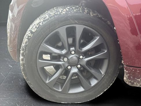 Used 2018 Jeep Grand Cherokee High Altitude image 36