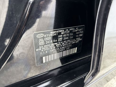 Used 2021 Genesis G70 2.0T w/ Elite Package image 47