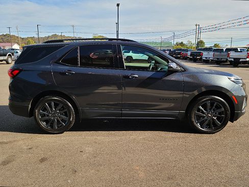 Used 2022 Chevrolet Equinox RS image 24