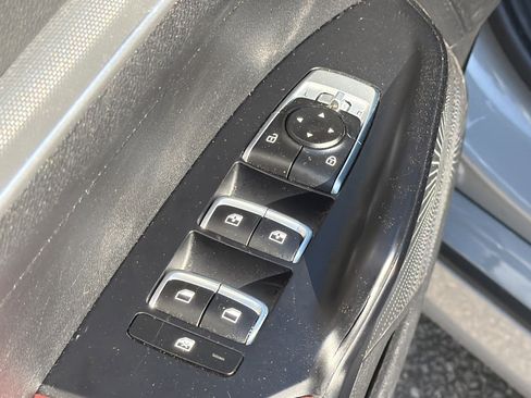 Used 2023 Kia K5 GT-Line w/ GT-Line Premium Package image 18