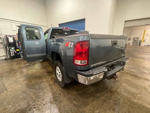 Used 2013 GMC Sierra 2500 SLE w/ Convenience Package image 36