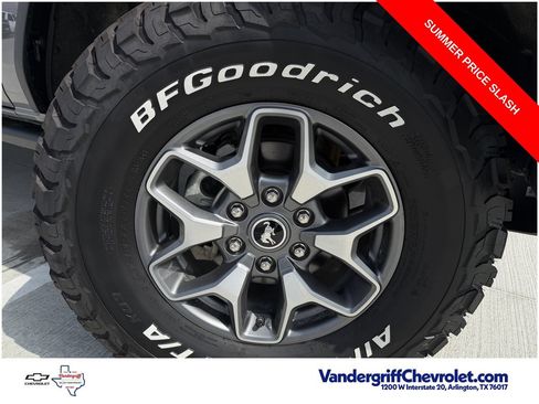 Used 2023 Ford Bronco Badlands AWD/4WD image 9