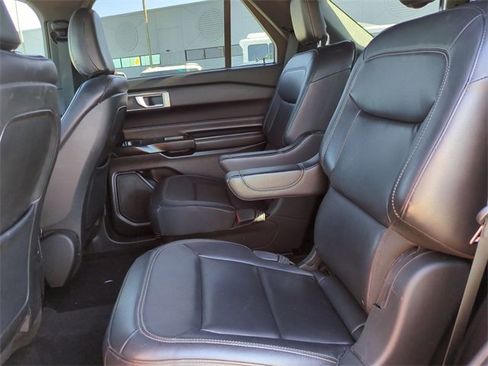 Certified 2020 Ford Explorer XLT w/ Equipment Group 202A image 14