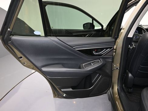 Used 2023 Subaru Outback Limited image 24