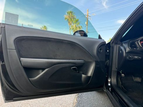 Used 2015 Dodge Challenger SRT Hellcat RWD image 33