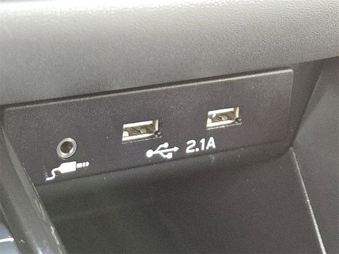 Used 2022 Subaru Outback Limited image 26