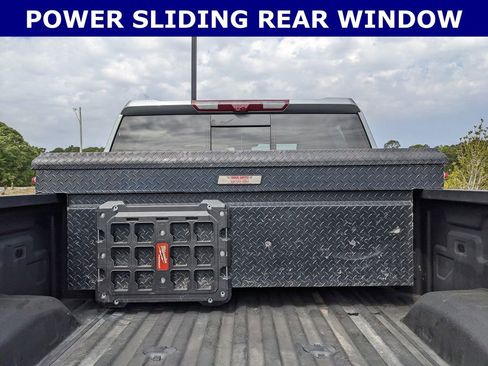 Used 2025 Chevrolet Silverado 2500 High Country w/ High Country Premium Package AWD/4WD image 15