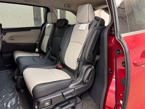 New 2026 Honda Odyssey Elite image 16