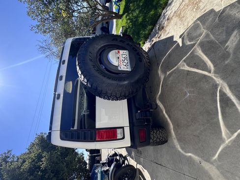 Used 2006 HUMMER H2 image 12