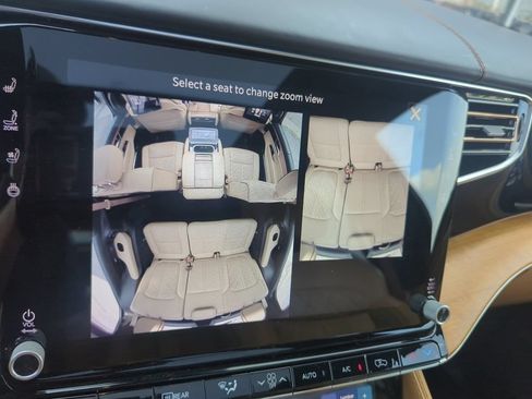 Used 2024 Jeep Grand Wagoneer Series III w/ Rear Seat Video Group 1 AWD/4WD image 13