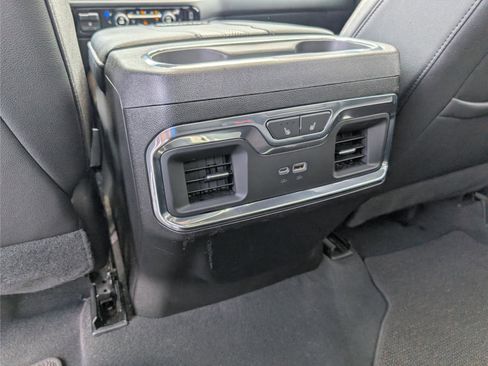 Used 2024 Chevrolet Silverado 2500 High Country w/ High Country Premium Package AWD/4WD image 30