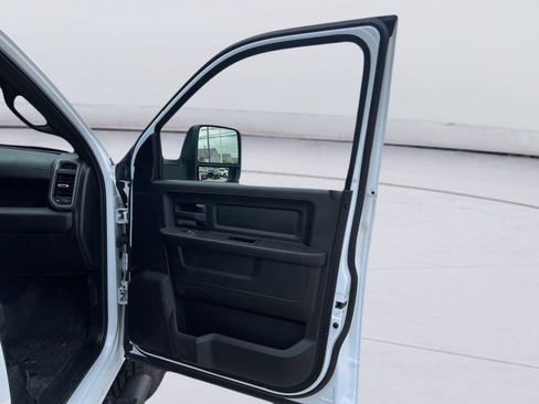 Used 2025 RAM 3500 Tradesman AWD/4WD image 17