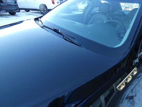 Used 2011 Buick Lucerne CXL image 7