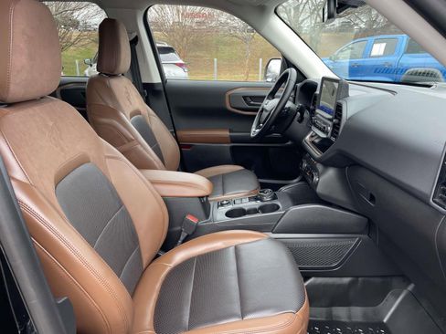 Used 2024 Ford Bronco Sport Badlands w/ Premium Package image 12