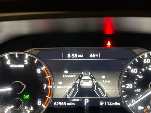 Used 2023 Nissan Rogue SV image 15