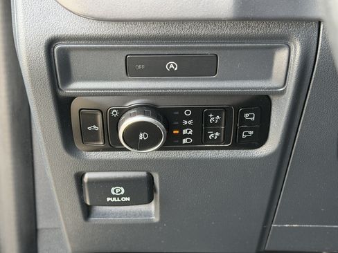 Used 2025 Ford F150 XLT w/ Equipment Group 302A MID RWD image 19