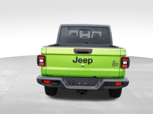 New 2025 Jeep Gladiator Willys image 4