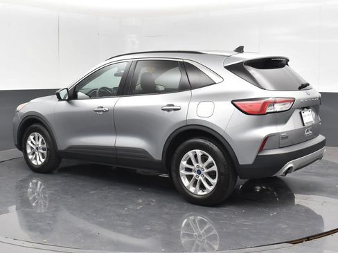 Used 2022 Ford Escape SE w/ Convenience Package AWD/4WD image 16