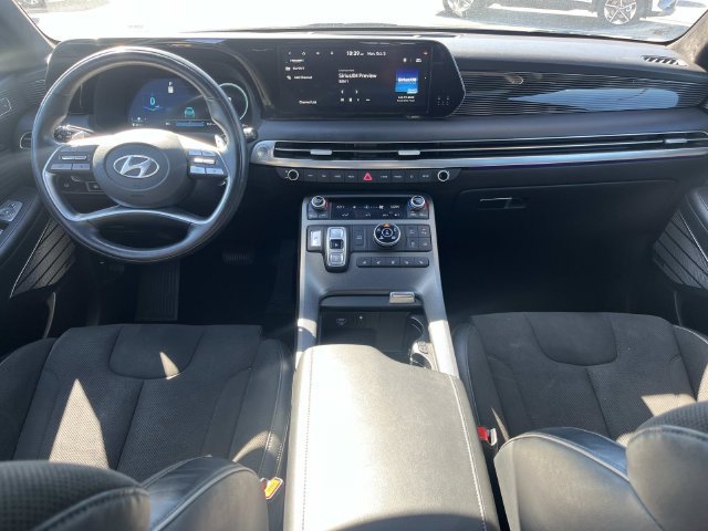 Certified 2024 Hyundai Palisade Calligraphy AWD/4WD image 17
