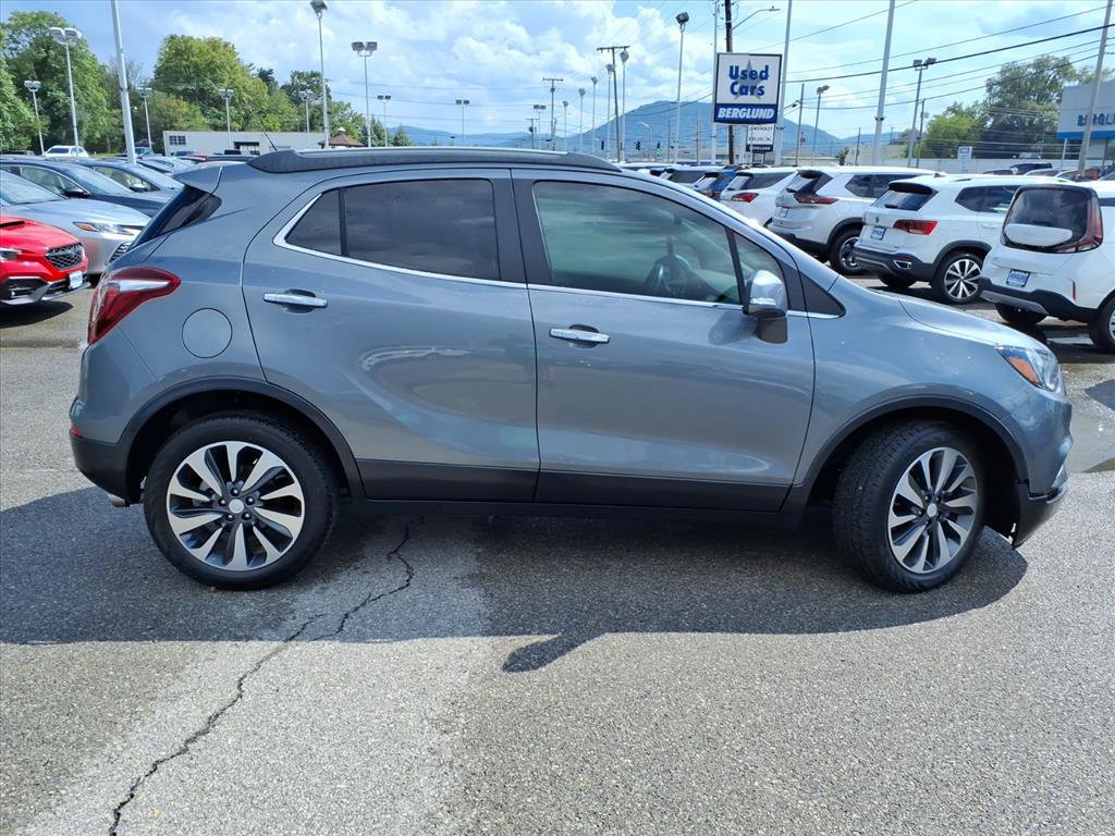 Used 2019 Buick Encore Essence w/ Safety Package II FWD image 3