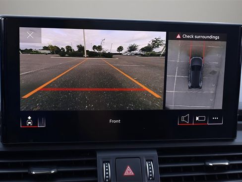 Used 2023 Audi SQ5 Premium Plus w/ Premium Plus Package image 26