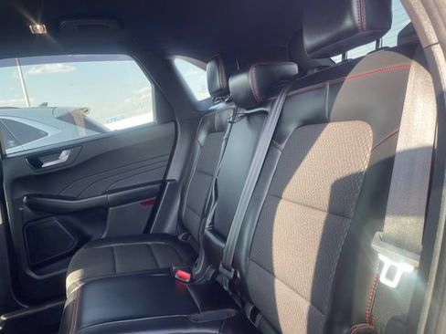 Used 2024 Ford Escape ST-Line w/ Tech Pack #1 FWD image 18