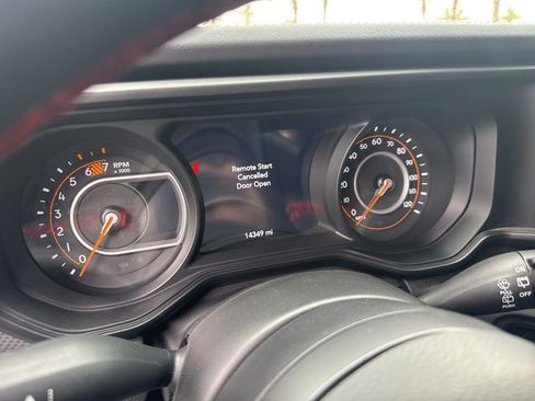 Used 2024 Jeep Wrangler Unlimited Rubicon image 7