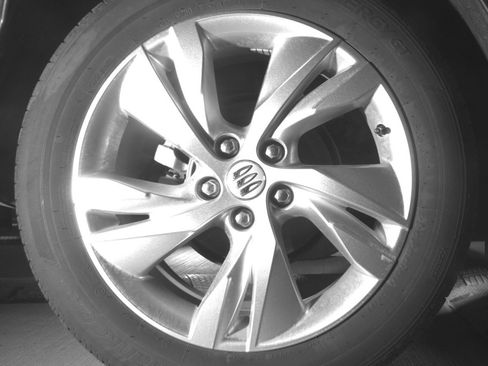 Used 2025 Buick Encore GX Preferred FWD image 12