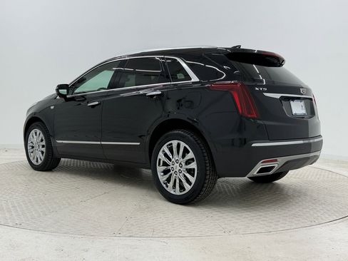 Used 2022 Cadillac XT5 Premium Luxury image 3