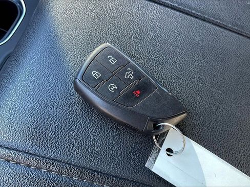 Used 2024 Chevrolet Silverado 1500 LT Trail Boss w/ Convenience Package II image 11