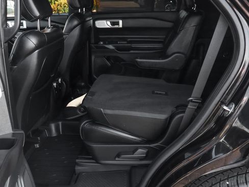 Used 2020 Ford Explorer ST w/ ST Street Pack image 47