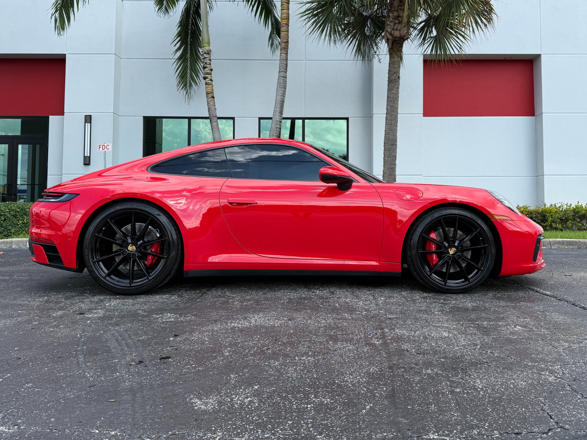 Used 2020 Porsche 911 Carrera S w/ Sport Package RWD image 2